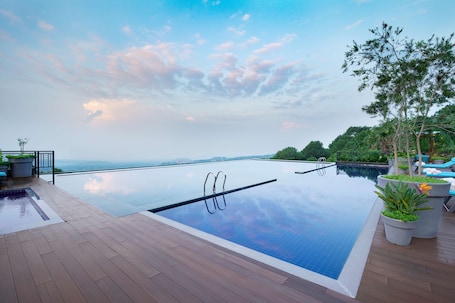 Outdoor pool, sun loungers