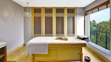 Couples treatment room(s)