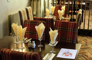 Restaurant - Bacon Arms (Newbury)