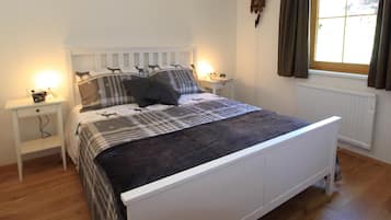 2 soveværelser, strygejern/strygebræt