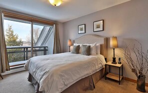 3 bedrooms, WiFi, bed sheets - Beautiful Spacious Condo at Killington Resort (Killington)