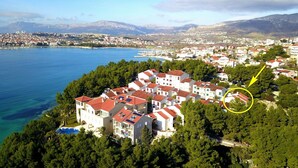 Exterior - Apartments Ivica, (16508), Podstrana, hr (Podstrana)