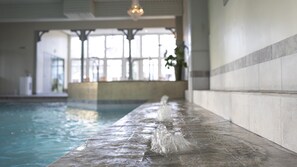 Sauna, bain à remous, hammam, soins corporels, massages suédois