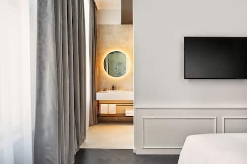 Habitació doble superior | Roba de llit hipoal·lergògena i minibar gratuït