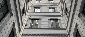 Uma Suites Pau Claris