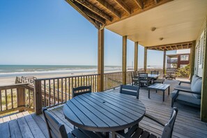 Outdoor dining - Large Oceanfront Home - Multiple Ocean View Decks & 2 Living Areas (Folly Beach)