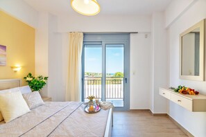 3 bedrooms, in-room safe, iron/ironing board, free WiFi - Bessie's dream villa,private pool,near amenities (Adele)