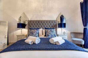 Iron/ironing board, free WiFi - Glencairn Apartment at The West End (Edinburgh)