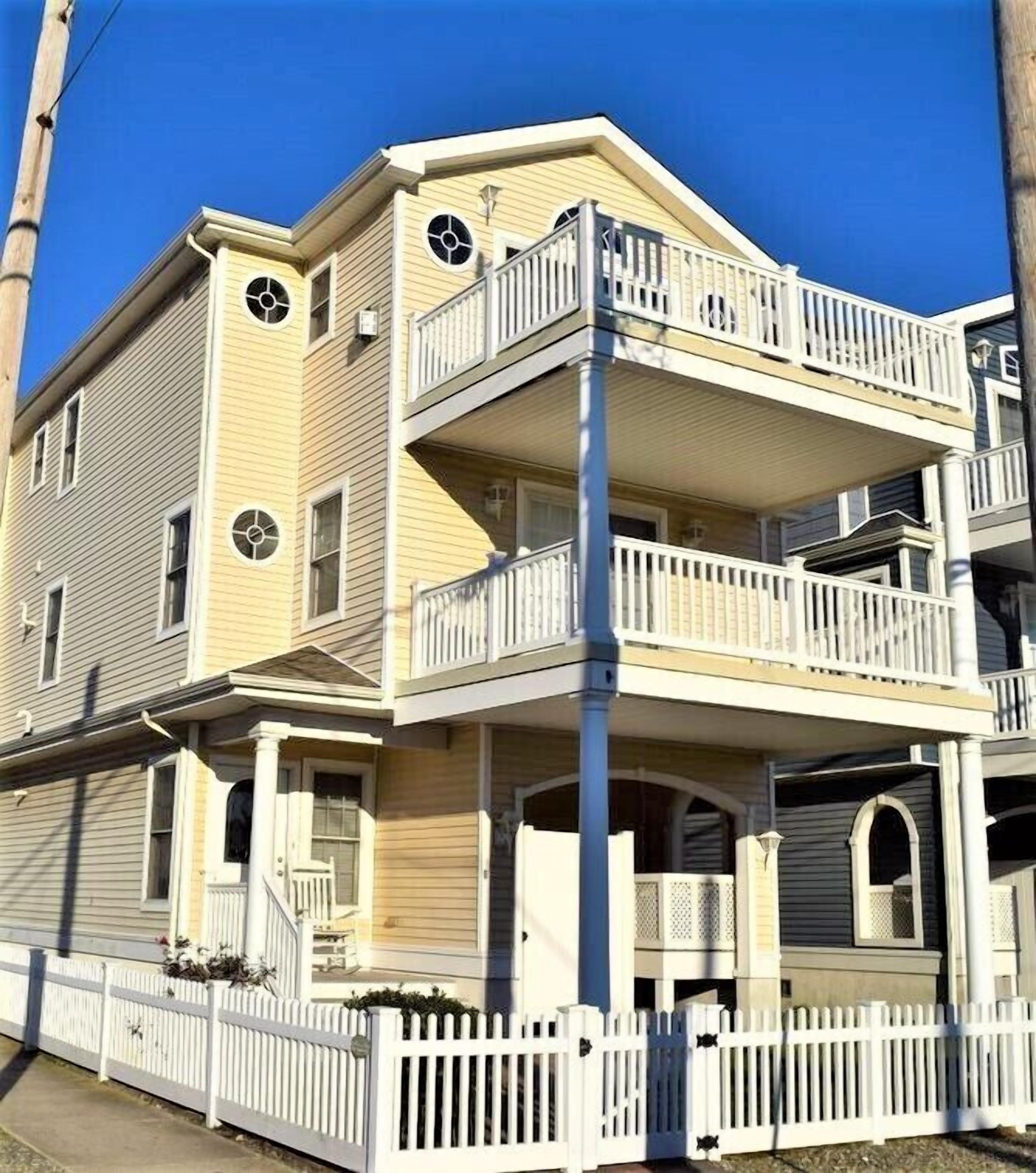 Townsends Inlet Beachblock -  9 unit private community with a shared POOL!