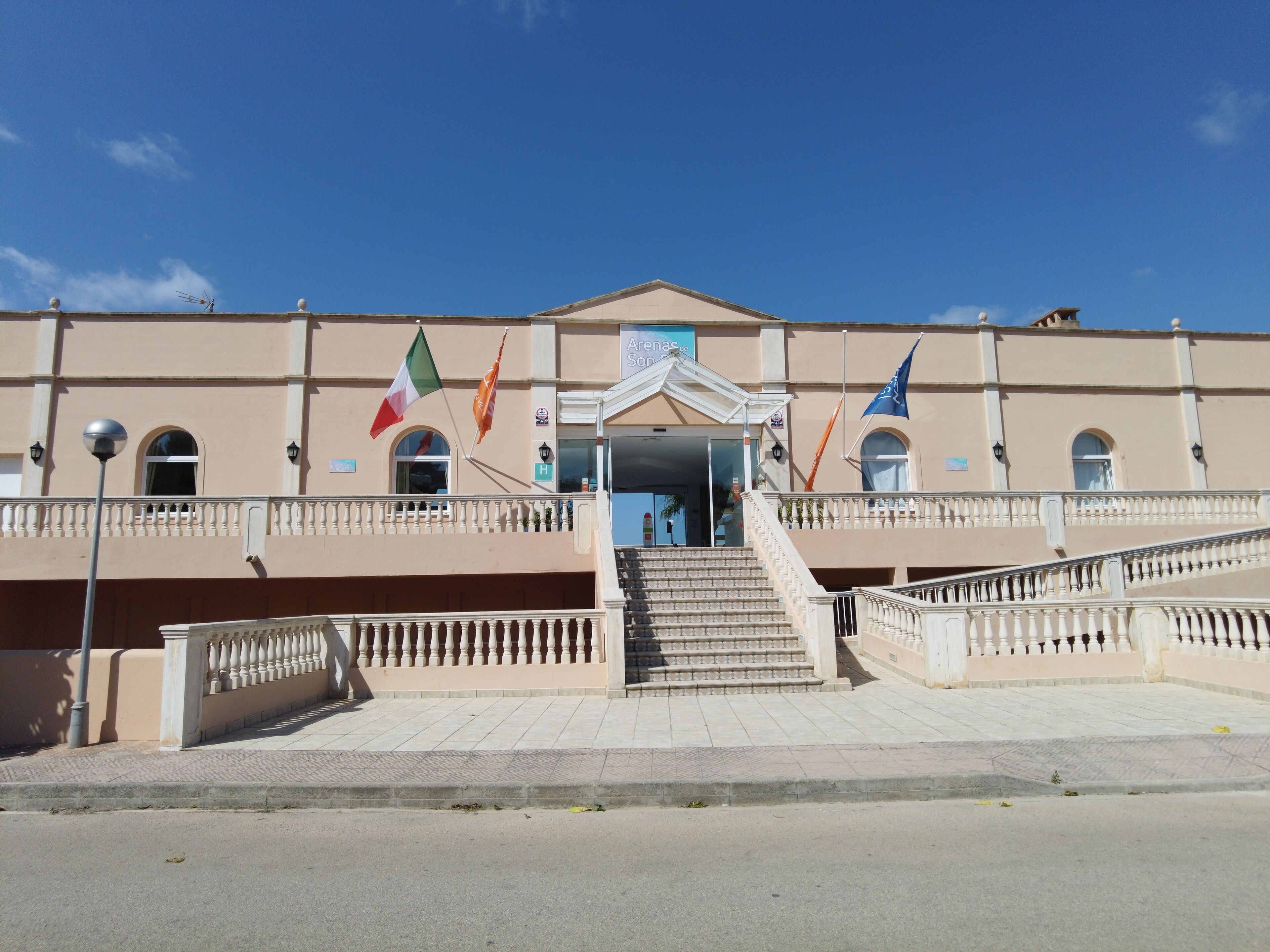 Photo - Arenas de Son Bou