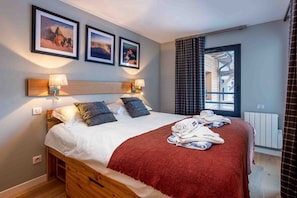 Second double bedroom - La Cordee 124 Ap - Lakefront - Chamonix All Year (Chamonix-Mont-Blanc)