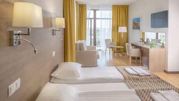 Familien-Suite | 2 Schlafzimmer, Schreibtisch, Verdunkelungsvorhänge, kostenloses WLAN