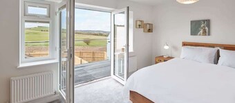 Host & Stay | Highfield House