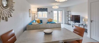 Host & Stay | Highfield House