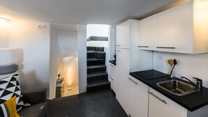 Deluxe Apartment | Private kitchen