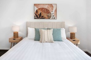 3 soveværelser, skrivebord, strygejern/strygebræt, Wi-Fi