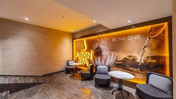 Behandlingsrom for par, badstue, boblebad, dampbad og tyrkisk bad/hamam