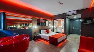 Romantisk rom, massasjebadekar | Boblebad