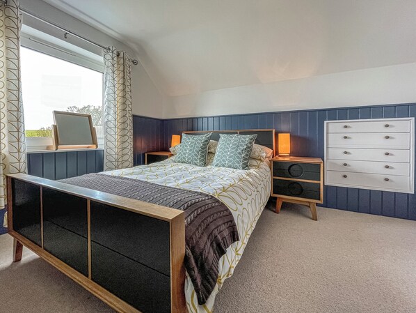 3 habitaciones, wifi gratis y ropa de cama