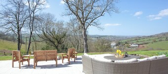 3 bedroom accommodation in Butterleigh, near Tiverton