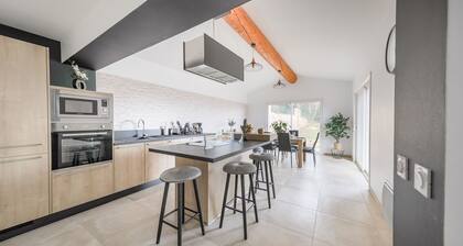 Le Jas des Blaquets - Maison 3 chambres et piscine