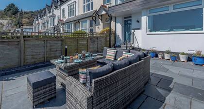 Glan Y Mor - UK33358