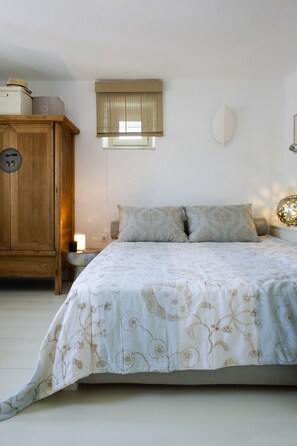 3 Schlafzimmer, Bügeleisen/Bügelbrett