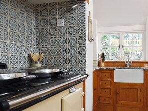 Dishwasher - 2 bedroom accommodation in Winsford (Winsford)