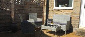 2 bedroom accommodation in Pately Bridge