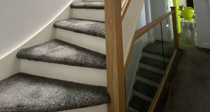 3 bed Apartment in South West London