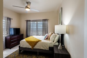 3 Schlafzimmer, Bügeleisen/Bügelbrett, kostenloses WLAN, Bettwäsche