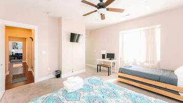 2 makuuhuonetta, silitysrauta/-lauta, Wi-Fi, vuodevaatteet