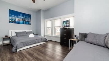 3 soveværelser, skrivebord, strygejern/strygebræt, Wi-Fi