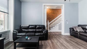 TV, Netflix, streaming services, offices