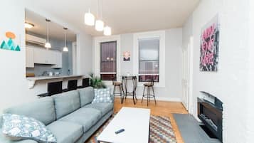 TV, fireplace, offices