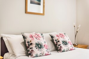 2 chambres, fer et planche Ă repasser, Wi-Fi, draps fournis