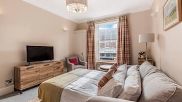 2 間睡房、熨斗/熨衫板、Wi-Fi、床單