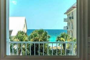 Interior - SunBelievable-GolfCartDeals-PrivatePool-GameRoom (Destin)