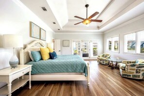 8 habitaciones, tabla de planchar con plancha, cuna de viaje y wifi 
