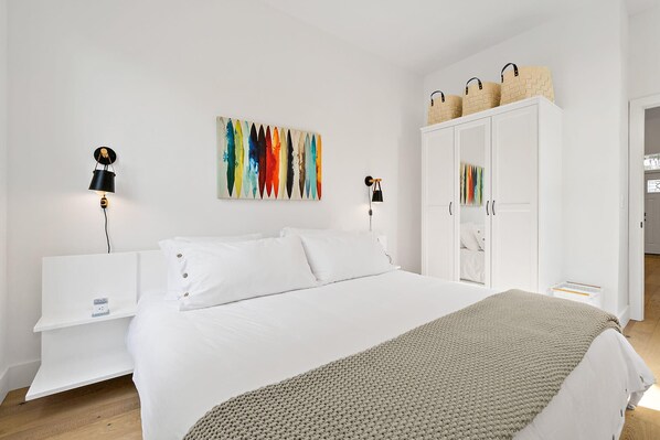 2 bedrooms, WiFi, bed sheets