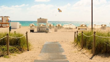 Una playa cerca