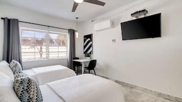 1 bedroom, desk, iron/ironing board, WiFi