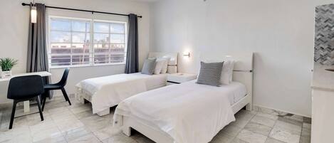 1 Schlafzimmer, Schreibtisch, Bügeleisen/Bügelbrett, WLAN