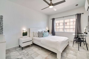 Desk, iron/ironing board, WiFi, bed sheets