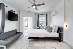 Televisie en een kantoor