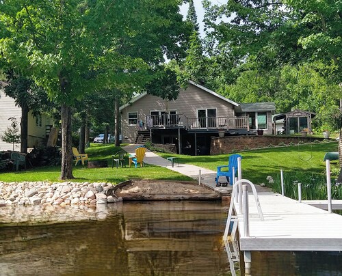 Lakefront Home with Sandy Walk-In Shoreline & Private Pier on Lake Morris Chain