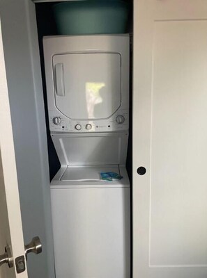 Interior - Encanto Cactus Flower Casita (Phoenix)