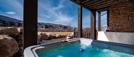 室外 SPA 浴缸