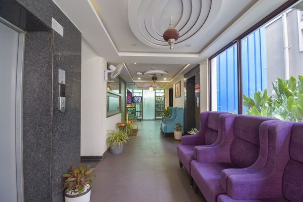 Restaurant - Hotel Raintr33 (Hyderabad)