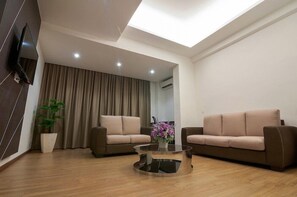 Living area - E-red Hotel Melaka (Malacca City)